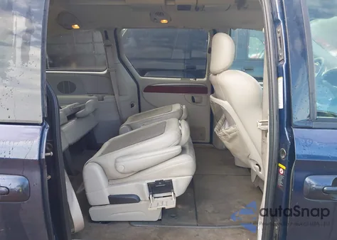 2005 Chrysler Town & Country Limited z USA, uszkodzony, nr VIN 2C8GP64L35R232508